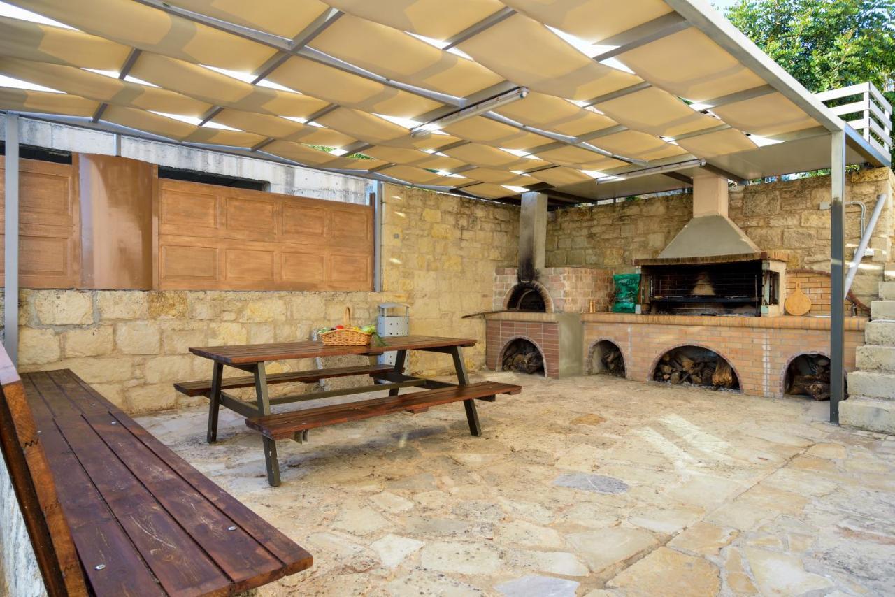Villa Abelizia Chania  Exteriör bild